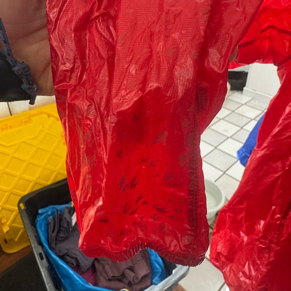 The North Face Summit Series Red Windbreaker - Picture 3 of 5